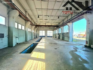 Pronájem komerční nemovitosti 2720 m² K Čáslavkám, Černožice