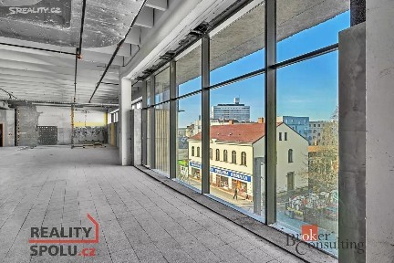 Pronájem obchodního prostoru 94 m² Dukelská třída, Hradec Králové - Pražské Předměstí
