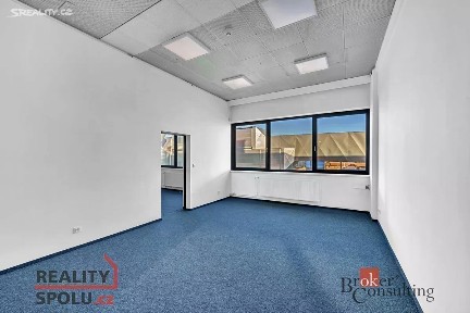 Pronájem kanceláře 55 m² Dukelská třída, Hradec Králové - Pražské Předměstí