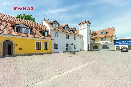 Hradec Králové, Kukleny, Pražská třída, 78