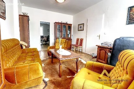 Hradec Králové, náměstí 5. května, 8