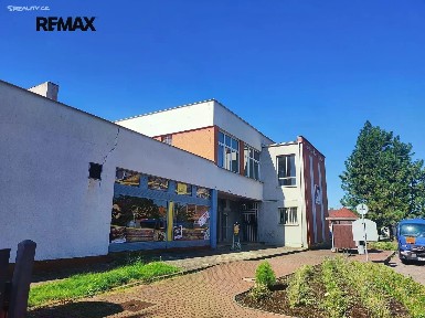 Pronájem obchodního prostoru 556 m²