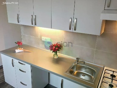 Ostrava, Ostrava-město, Zábřeh, Výškovická, 70