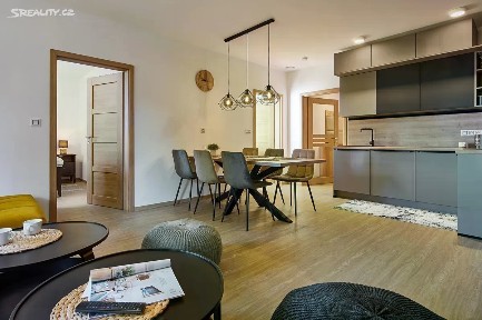 Loučná pod Klínovcem, Chomutov, Háj