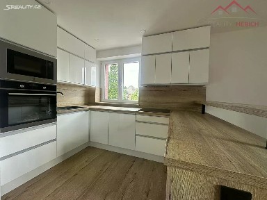 Chomutov, Mostecká, 4