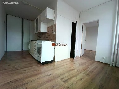 Most, U Věžových domů, 6