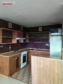 Most, Jaroslava Ježka, 8