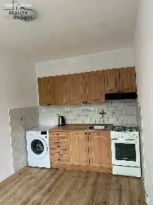 Teplice, Trnovany, Hlávkova