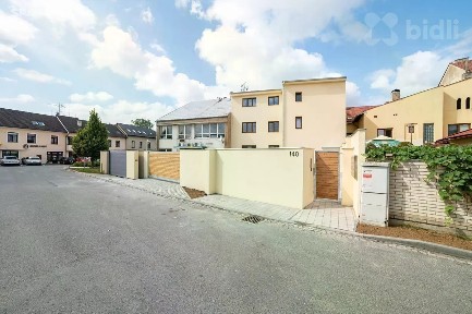 Pronájem bytu 1+kk 30 m² Masarykovo nám., Vizovice