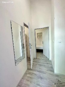 Pronájem bytu 2+1 36 m² Hybešova, Brno - Staré Brno