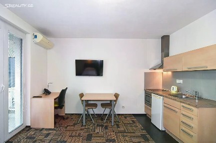 Pronájem bytu 1+kk 24 m² Bratislavská, Brno - Zábrdovice