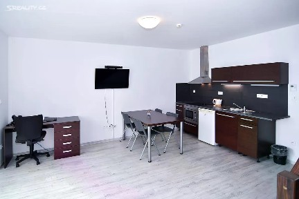 Pronájem bytu 3+kk 141 m² Bratislavská, Brno - Zábrdovice
