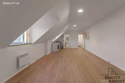 Znojmo, Kollárova, 19