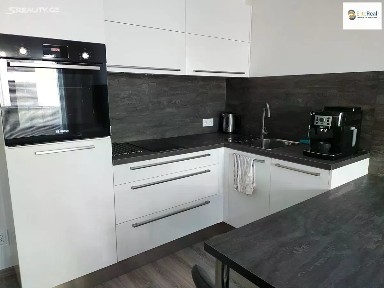 Pronájem bytu 1+kk 36 m² Frištenského, Olomouc - Neředín