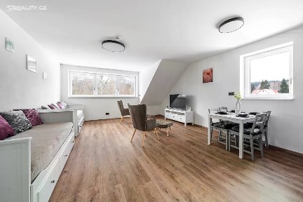 Prodej bytu 1+kk 49 m² Železná Ruda - Špičák