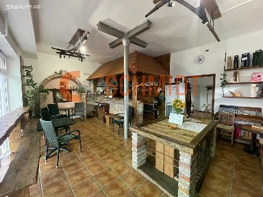 Pronájem obchodního prostoru 93 m² Břeclav