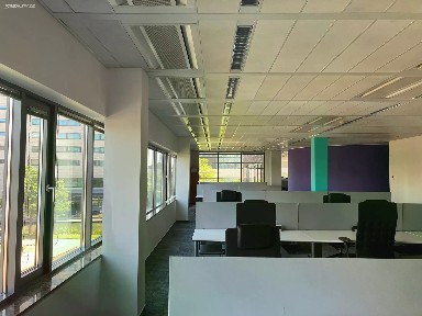 Pronájem kanceláře 646 m² Holandská, Brno - Štýřice