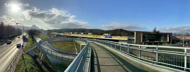 Pronájem obchodního prostoru 48 m² Bílina