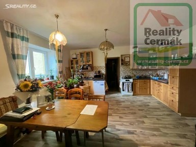 Prodej rodinného domu 270 m², pozemek 45190 m² Horšovský Týn - Kocourov