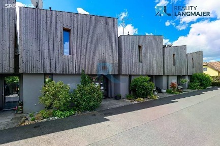 Prodej rodinného domu 134 m², pozemek 343 m² Zruč-Senec