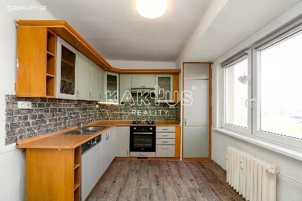 Prodej bytu 3+1 63 m² Gen. Janka, Ostrava - Mariánské Hory