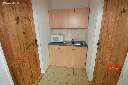 Prodej apartmánů 987 m² Oudoleň