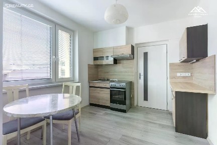 Prodej bytu 1+1 27 m² Nám. T. G. Masaryka, Golčův Jeníkov
