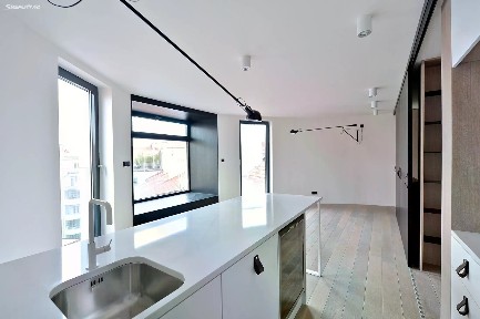 Pronájem bytu 2+kk 60 m² náměstí Jiřího z Poděbrad, Praha - Vinohrady