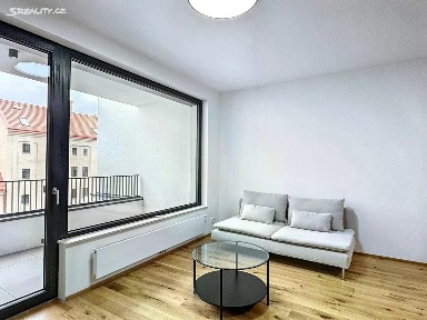 Pronájem bytu 2+kk 56 m² Praha - Praha 4