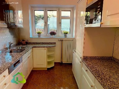 Praha, Praha 6, Střešovice, Farní