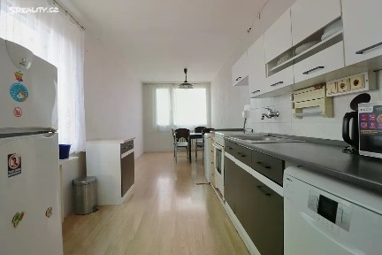 Prodej bytu 3+1 76 m² Slovany, Mělník
