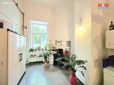 Prodej obchodního prostoru 138 m² Zenklova, Praha - Libeň