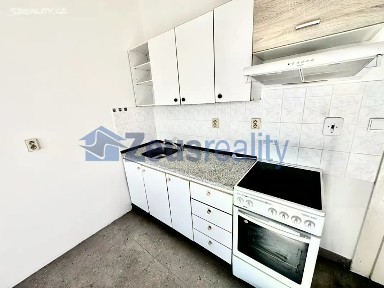 Pronájem bytu 1+1 47 m² Ronkova, Praha - Libeň