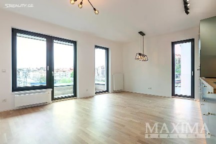 Praha, Praha 2, Vinohrady, Perucká, 3