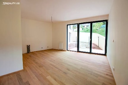 Praha, Praha 8, Střížkov, Střížkovská