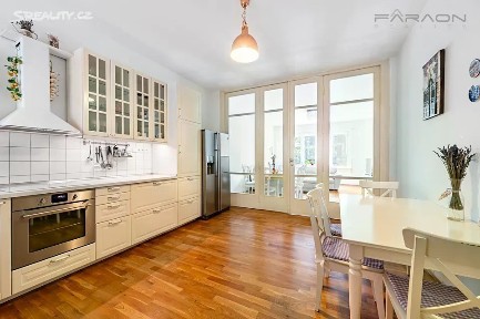 Praha, Praha 5, Smíchov, Stroupežnického, 26