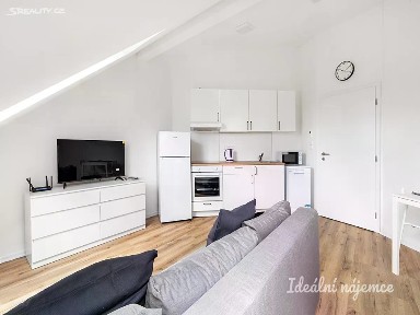 Praha, Praha 9, Kyje, Za černým mostem