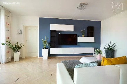 Vestec, Praha-západ, Okružní