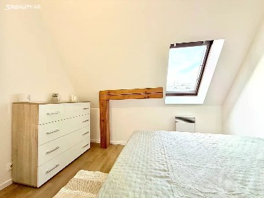 Prodej ubytovacího zařízení 92 m² Žitomírská, Praha - Vršovice