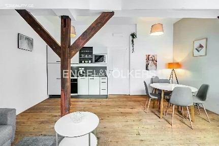 Praha, Praha 8, Karlín, Kaizlovy sady, 9