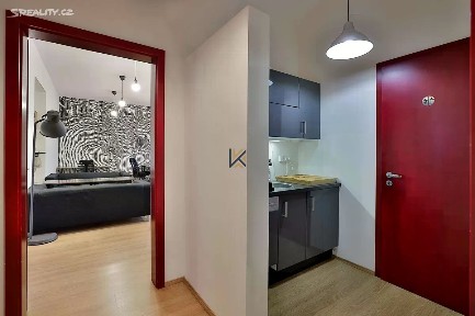 Praha, Praha 7, Holešovice, Komunardů, 30