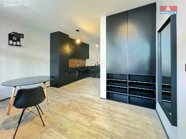 Ostrava, Ostrava-město, Moravská Ostrava, Veleslavínova, 9