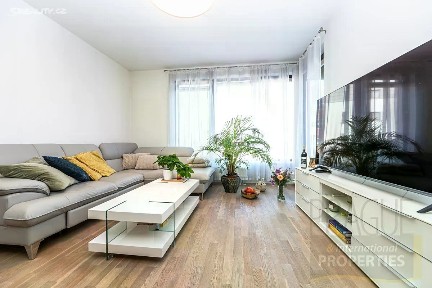 Prodej bytu 3+kk 89 m² U Dívčích hradů, Praha - Radlice