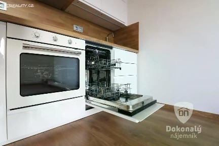 Pronájem bytu 2+kk 48 m² náměstí Olgy Scheinpflugové, Praha - Hlubočepy