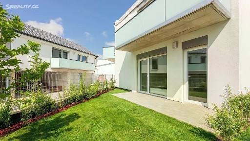 Prodej bytu 1+kk 46 m² Faměrovo náměstí, Brno - Černovice