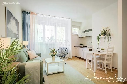 Prodej bytu 1+kk 31 m² Patočkova, Praha - Břevnov