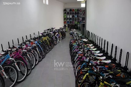 Pronájem kanceláře 400 m² Osecká, Praha - Dolní Chabry