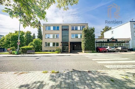 Prodej obchodního prostoru 143 m² Zelený pruh, Praha - Braník