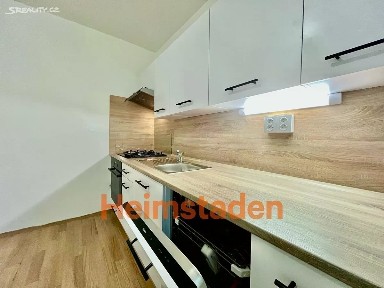 Pronájem bytu 3+1 77 m² Československé armády, Frýdek-Místek - Místek