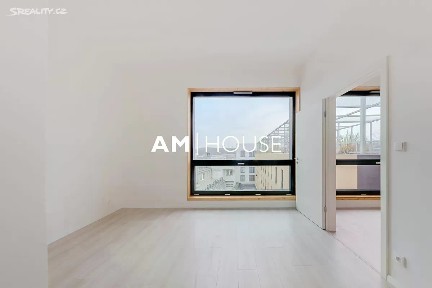 Prodej bytu 2+kk 49 m² Poděbradská, Praha - Vysočany